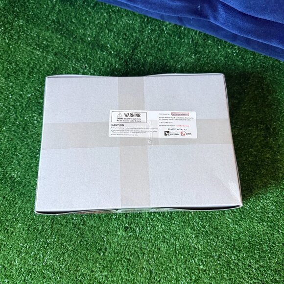 Bandai Entry Grade Ultraman (Ultraman: Rising) Colored Plastic Model Kit – NIB - Picture 10 of 10